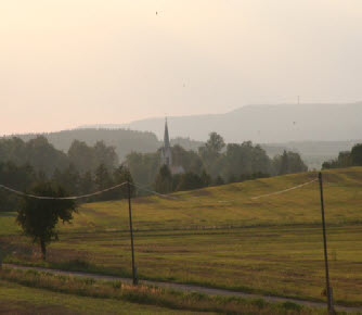 uitzicht op het kerkje van Tochovice